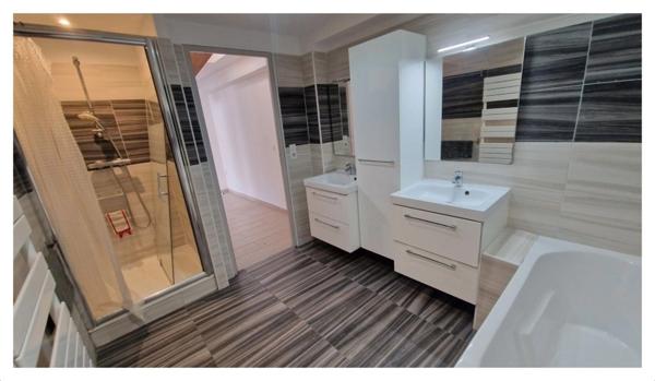 Maison à vendre 5 pièces (06)