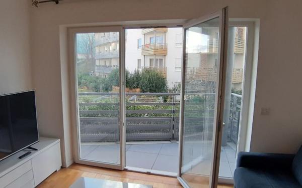 Appartement à louer    2 pièces • 41,76 m2 Issy-les-Moulineaux