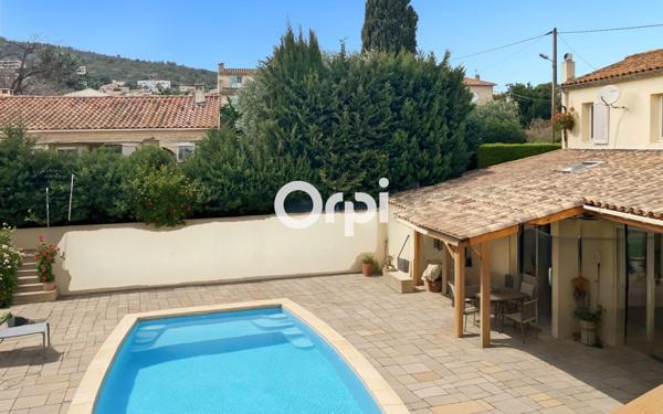 Maison à vendre    6 pièces •  La Ciotat