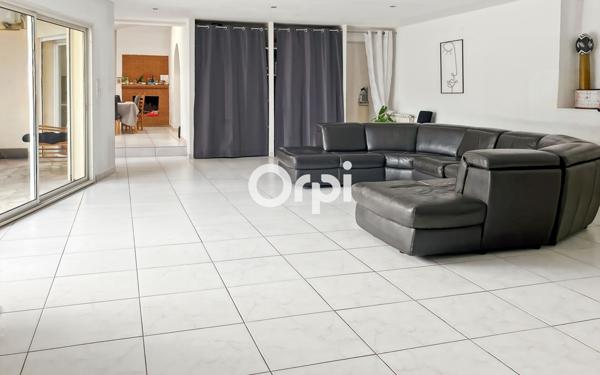 Maison à vendre    6 pièces •  La Ciotat