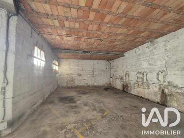 Immeuble à vendre 254,8 m² Le Perthus