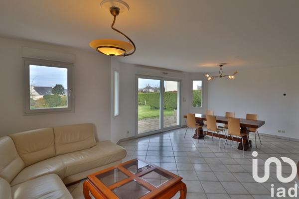 Maison 6 pièces de 136 m² à Carantec (29660)