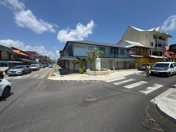 Cayenne centre Fonds de commerce de l'enseigne de pret à porter CARIOCA à céder