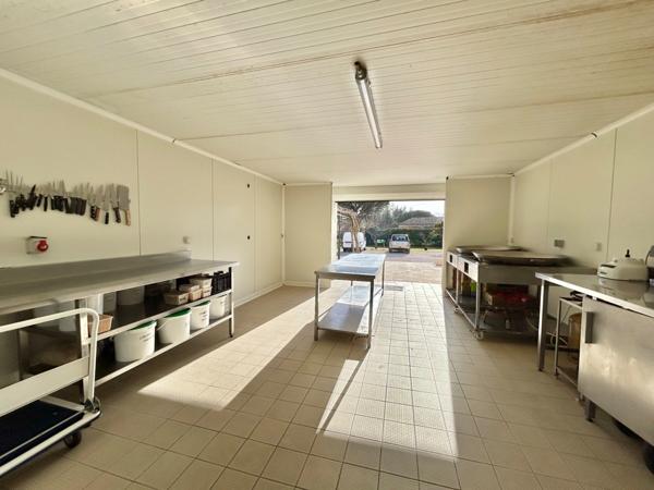 Maison à vendre 12 pièces PUGET SUR ARGENS (83)