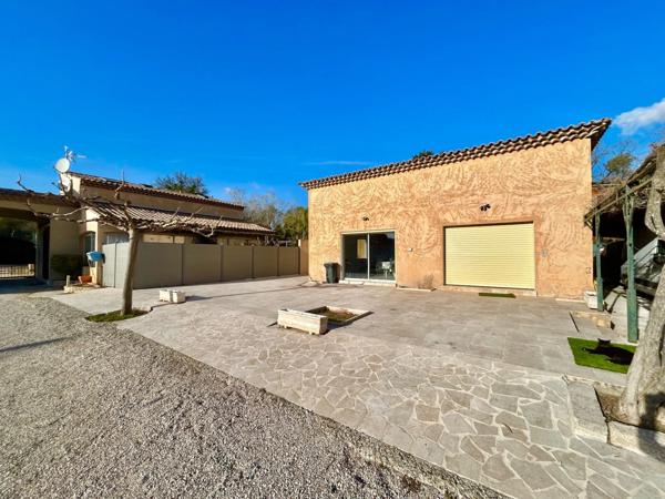 Maison à vendre 12 pièces PUGET SUR ARGENS (83)