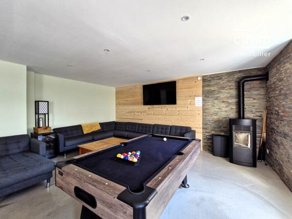 Grande maison familiale rénovée de 181 m² avec dépendances et fort potentiel d'aménagement
