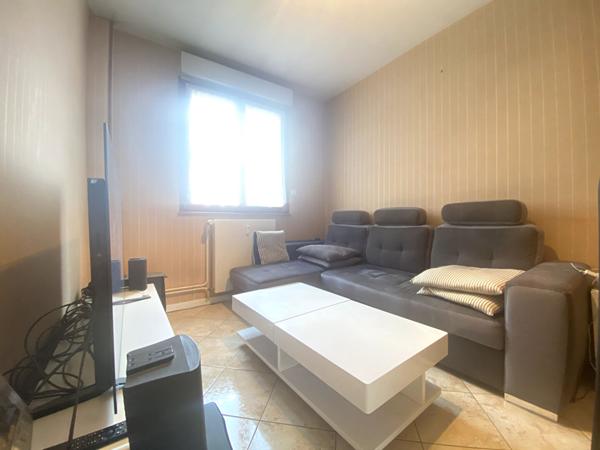 Appartement T3 avec balcon, garage et cave - Quartier Saint-Ferjeux