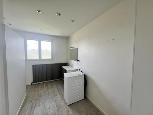 Vaste maison de 198 m² habitable avec sous-sol total