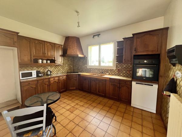 Vaste maison de 198 m² habitable avec sous-sol total