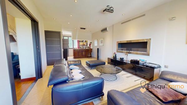 Grande Maison individuelle de 390 m2 sur splendide terrain de