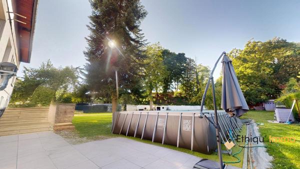Grande Maison individuelle de 390 m2 sur splendide terrain de