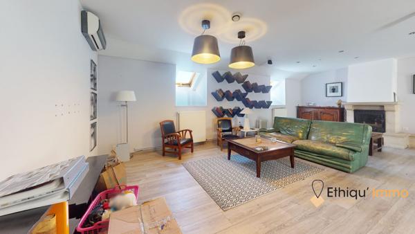 Grande Maison individuelle de 390 m2 sur splendide terrain de