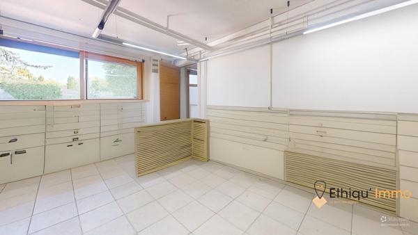 Grande Maison individuelle de 390 m2 sur splendide terrain de
