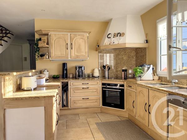 Maison à vendre  9 pièces - 246 m 2   ST PIERRE D IRUBE  - 64