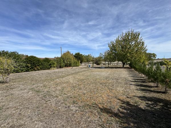 Maison de caractère 186 m² habitables – Terrain de 7 419 m² en partie constructible