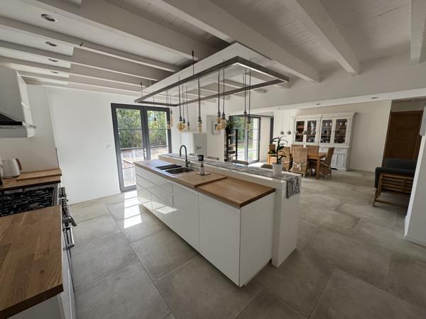 Maison de caractère 186 m² habitables – Terrain de 7 419 m² en partie constructible