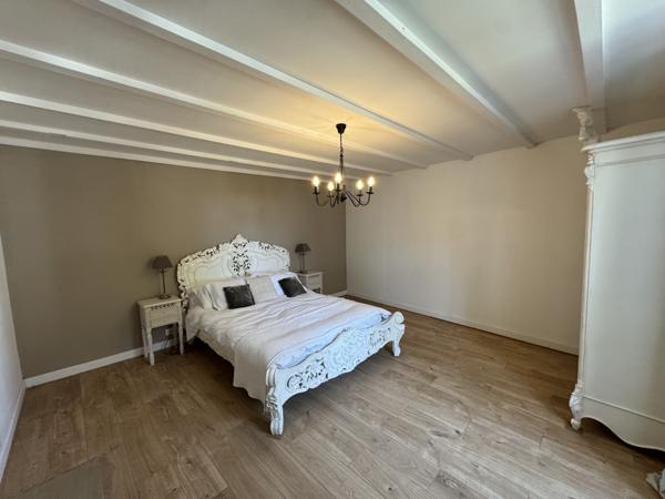 Maison de caractère 186 m² habitables – Terrain de 7 419 m² en partie constructible