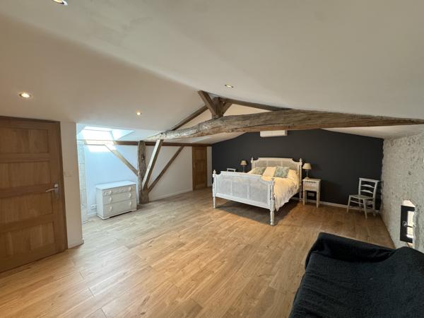 Maison de caractère 186 m² habitables – Terrain de 7 419 m² en partie constructible