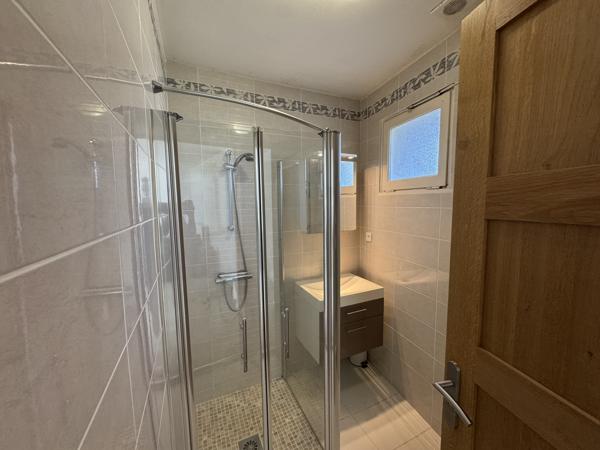 Maison de caractère 186 m² habitables – Terrain de 7 419 m² en partie constructible