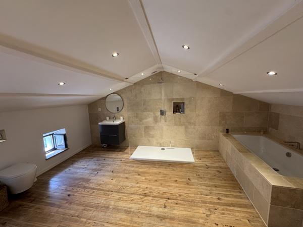 Maison de caractère 186 m² habitables – Terrain de 7 419 m² en partie constructible