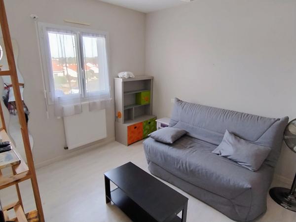 Maison à vendre à Cholet - 6 pièces, 4 chambres, très bon état