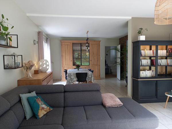 Maison à vendre à Cholet - 6 pièces, 4 chambres, très bon état