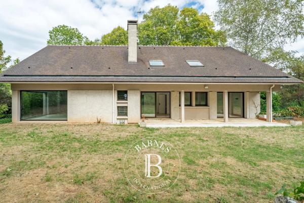 Saint-Germain-en-Laye, Maison 6 Chambres -  265 m² à vendre
