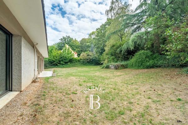 Saint-Germain-en-Laye, Maison 6 Chambres -  265 m² à vendre