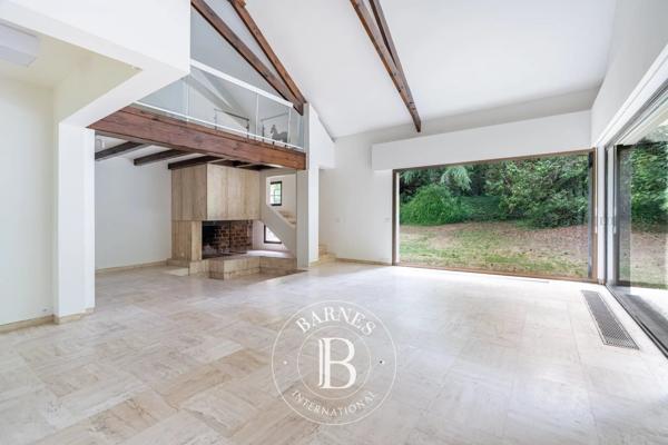 Saint-Germain-en-Laye, Maison 6 Chambres -  265 m² à vendre