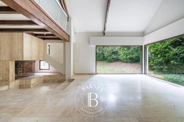 Saint-Germain-en-Laye, Maison 6 Chambres -  265 m² à vendre