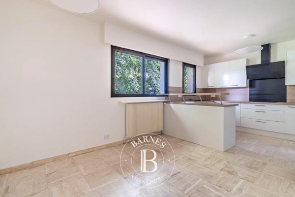 Saint-Germain-en-Laye, Maison 6 Chambres -  265 m² à vendre