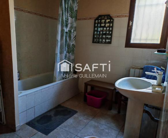 Maison plain pied de 92m² 3 chambres sur 411m² quartier résidentiel