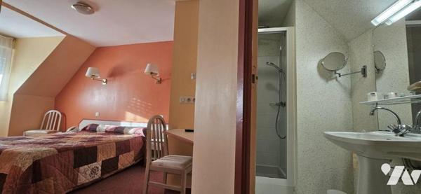 MURS COMMERCIAUX : Ensemble immobilier à 2kms des plages et 200m des commerces