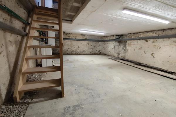 Maison de caractère (4 pièces), entièrement rénovée, quartier prisé du passage