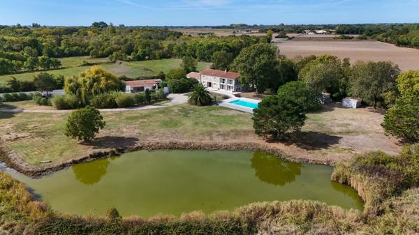 Vente Maison de luxe Saint-Georges-d'Oléron 7 Pièces 240 m²