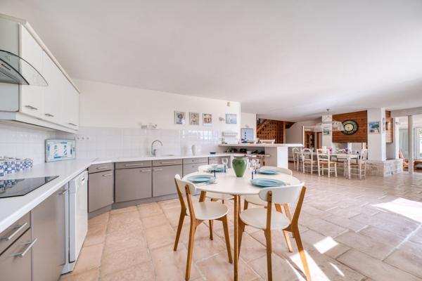 Vente Maison de luxe Saint-Georges-d'Oléron 7 Pièces 240 m²