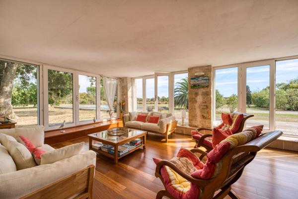Vente Maison de luxe Saint-Georges-d'Oléron 7 Pièces 240 m²