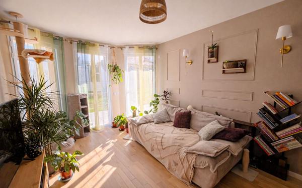 Appartement à vendre    3 pièces • 63 m2 Maisons-Alfort