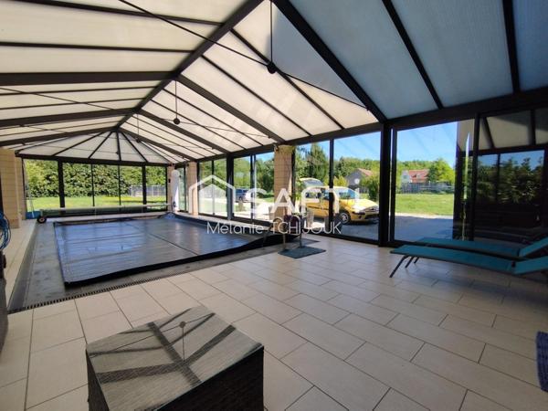 Maison de 183m² + véranda de 72m² avec piscine