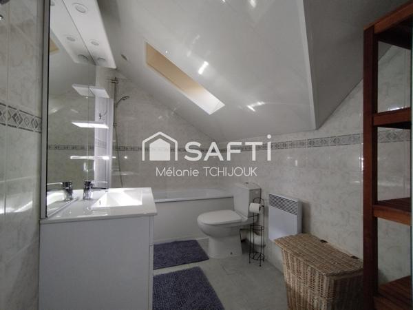 Maison de 183m² + véranda de 72m² avec piscine