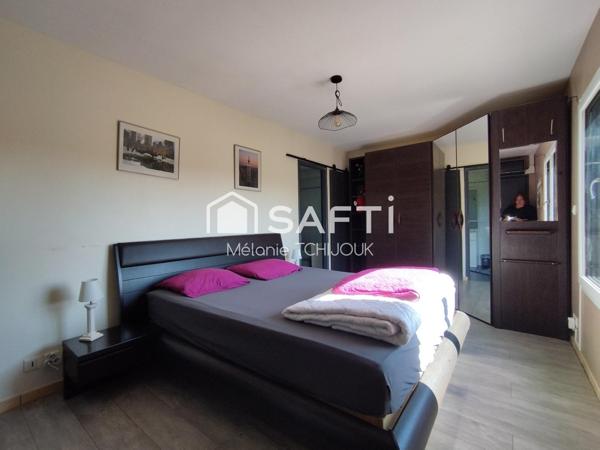 Maison de 183m² + véranda de 72m² avec piscine