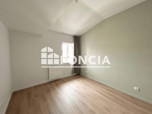 Location Appartement 2 pièces 48.37 m² - 8 RUE PAUL PONS Agen 47000