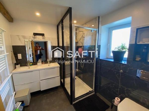 Maison T3 rénovée - jardin - place de parking