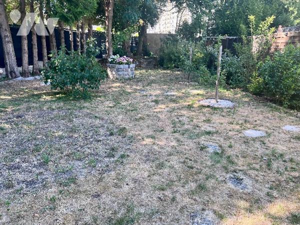 SAINT-QUENTIN, QUARTIER REMICOURT, MAISON AVEC 4 CHAMBRES, GARAGE ET JARDIN