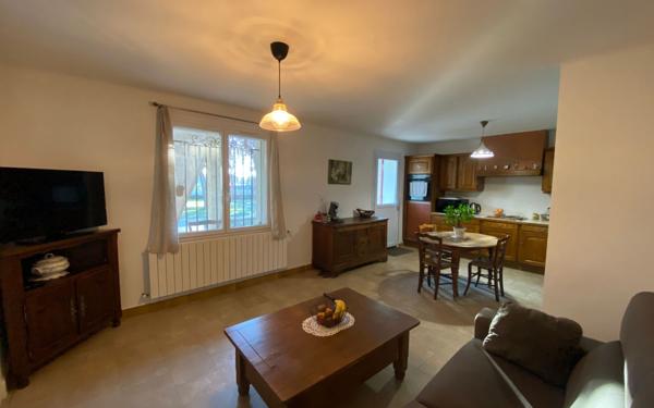 Maison à vendre    6 pièces •  Carpentras