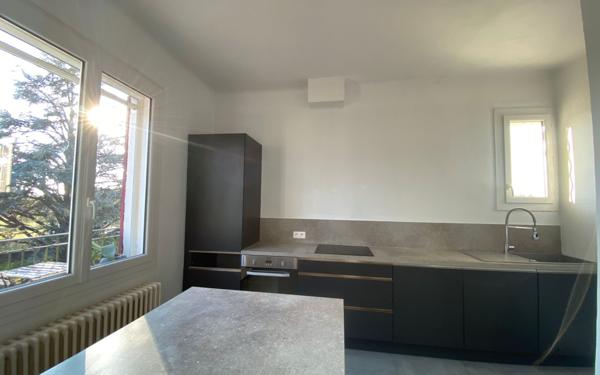 Maison à vendre    6 pièces •  Carpentras