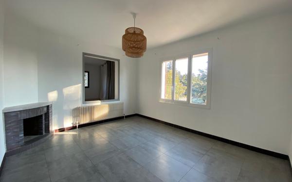 Maison à vendre    6 pièces •  Carpentras