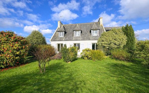 Maison à vendre    5 pièces •  Plougasnou