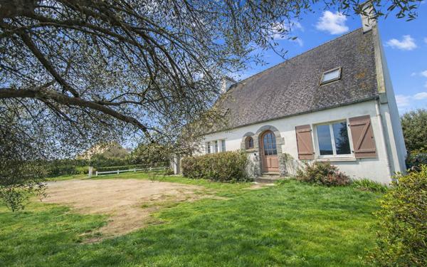 Maison à vendre    5 pièces •  Plougasnou