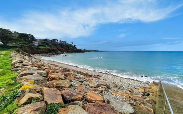 Maison à vendre    5 pièces •  Plougasnou